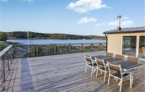 Beautiful Home In Valdemarsvik With Kitchen, Valdemarsvik